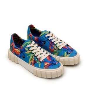 New! FARM RIO Blue Macaw Printed Cotton Flatform Sneakers, Blue Multi Size 8